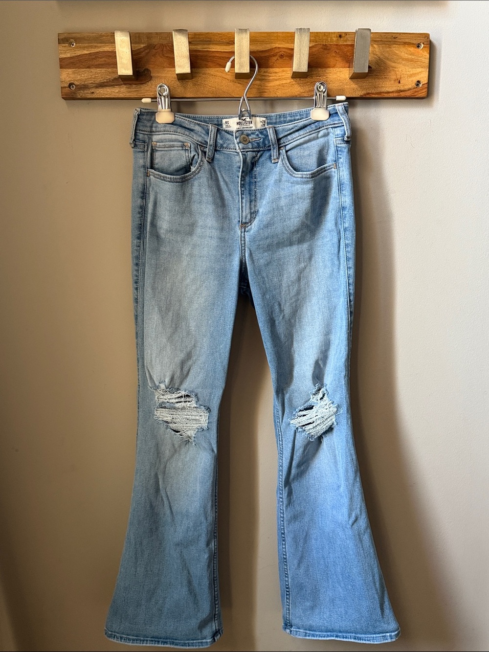 Hollister - Light Blue Distressed Curvy Mid-Rise Boot Soft Stretch Jeans